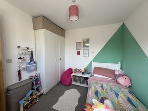 BEDROM 2a- click for photo gallery